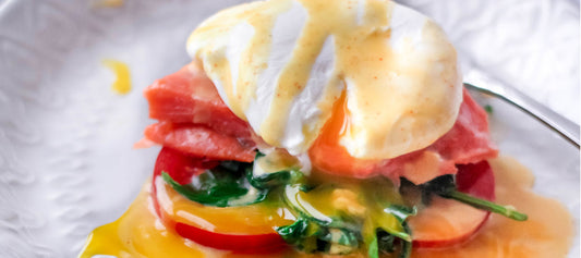 Eggs Benedict with Smoked Salmon and Spinach